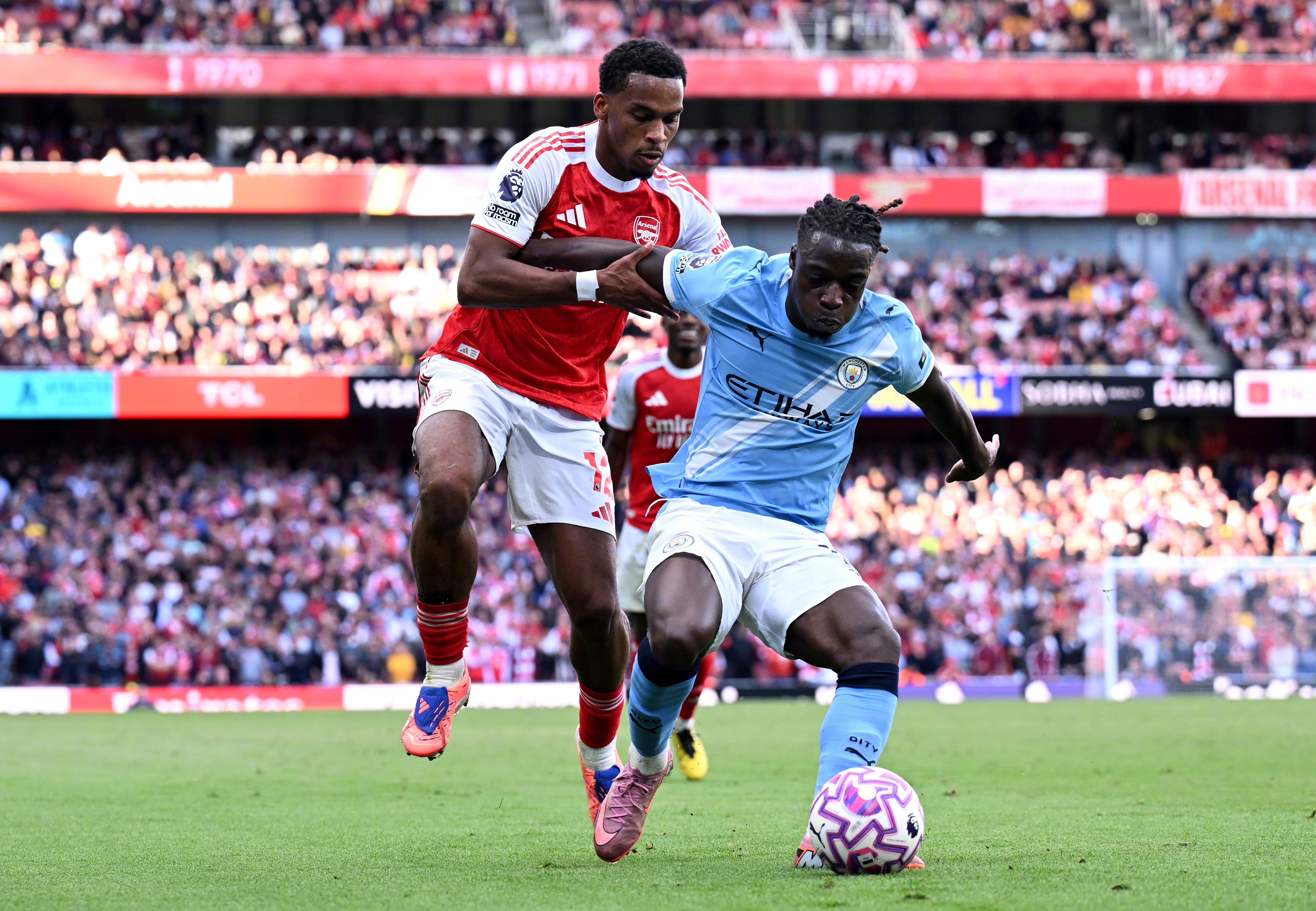 天博平台官网关于国际比赛日欧联焦点战，亚特兰大迎来里程碑，赛场秩序良好，轮换策略成焦点的信息