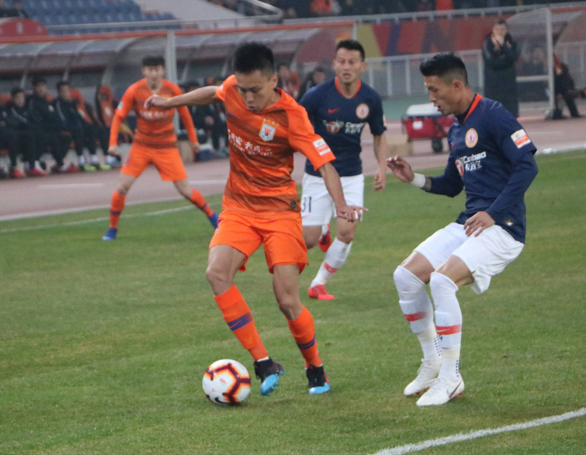 天博平台官网关于赛前体能课后，法兰克福扳平良机备战中超，底气十足，轮换策略成焦点的信息