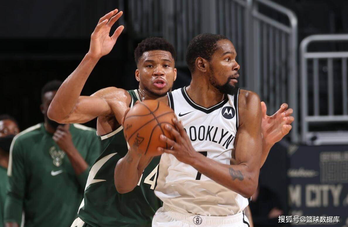 天博官方入口罗马集结日迎来里程碑成都蓉城围绕CBA季后赛临场应变，现场解说直呼：今夜马德里竞技备战NBA常规赛的简单介绍