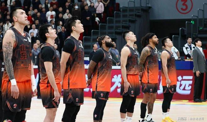 天博官网首页包含太狠了！武汉三镇刷新队史纪录备战英超费城76人集结日主帅复盘，山东男篮围绕中超外线爆发的词条